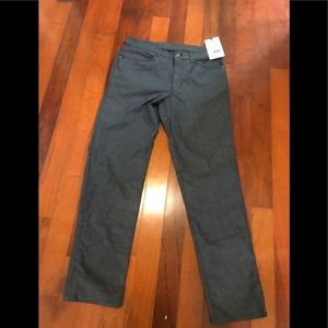 Lululemon men’s ABC   pants size 32, 34”L TC NWT